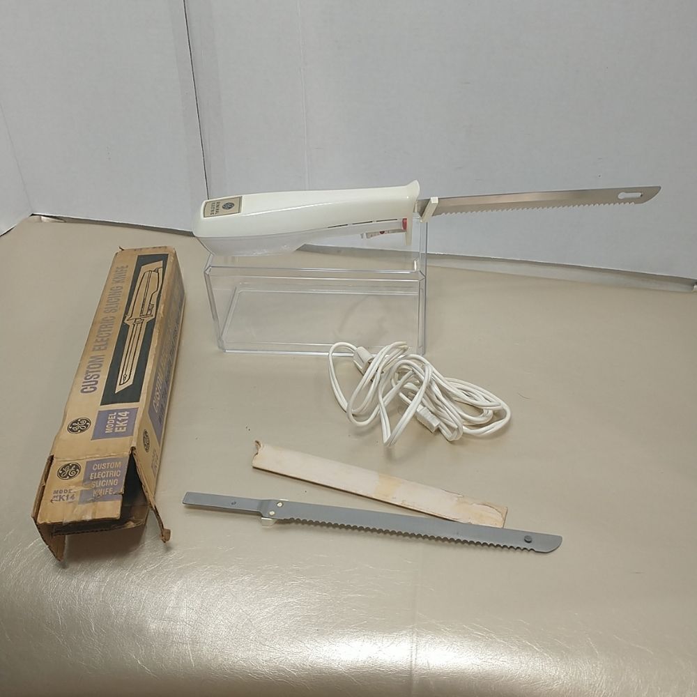 Vintage GE Custom Electric Slicing Knife - Model EK14 Works Perfect . Condition